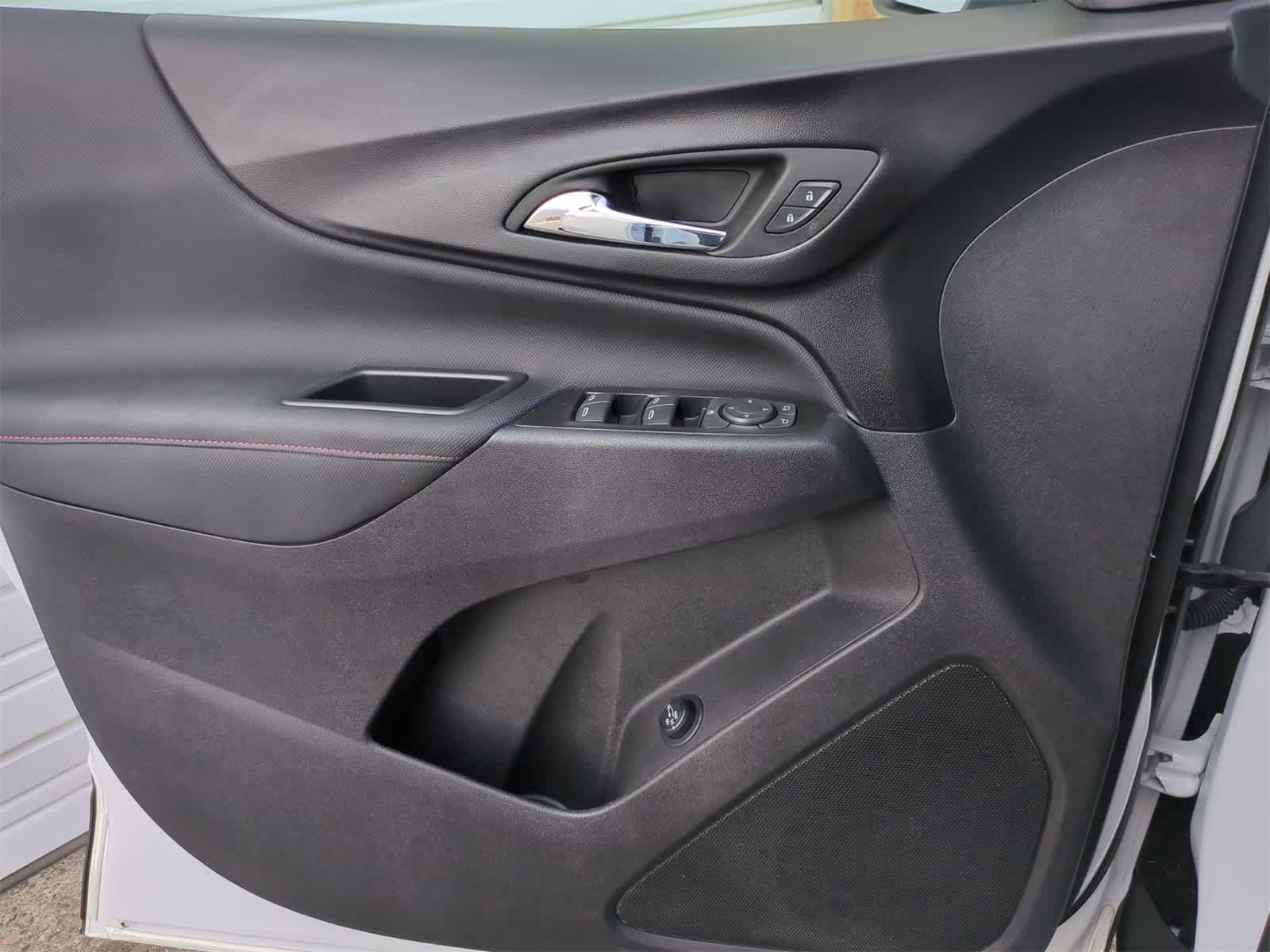 Thumbnail: 2022 Chevrolet Equinox - 29