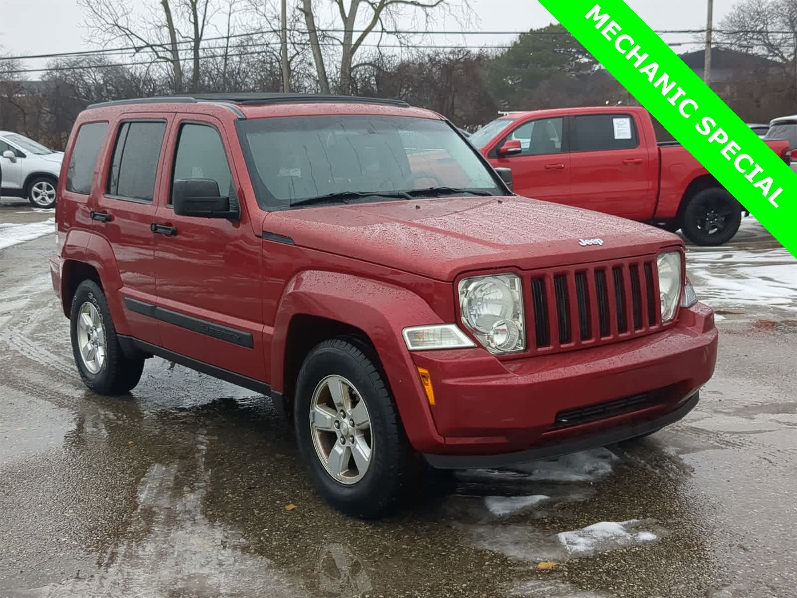 Thumbnail: 2010 Jeep Liberty - 16