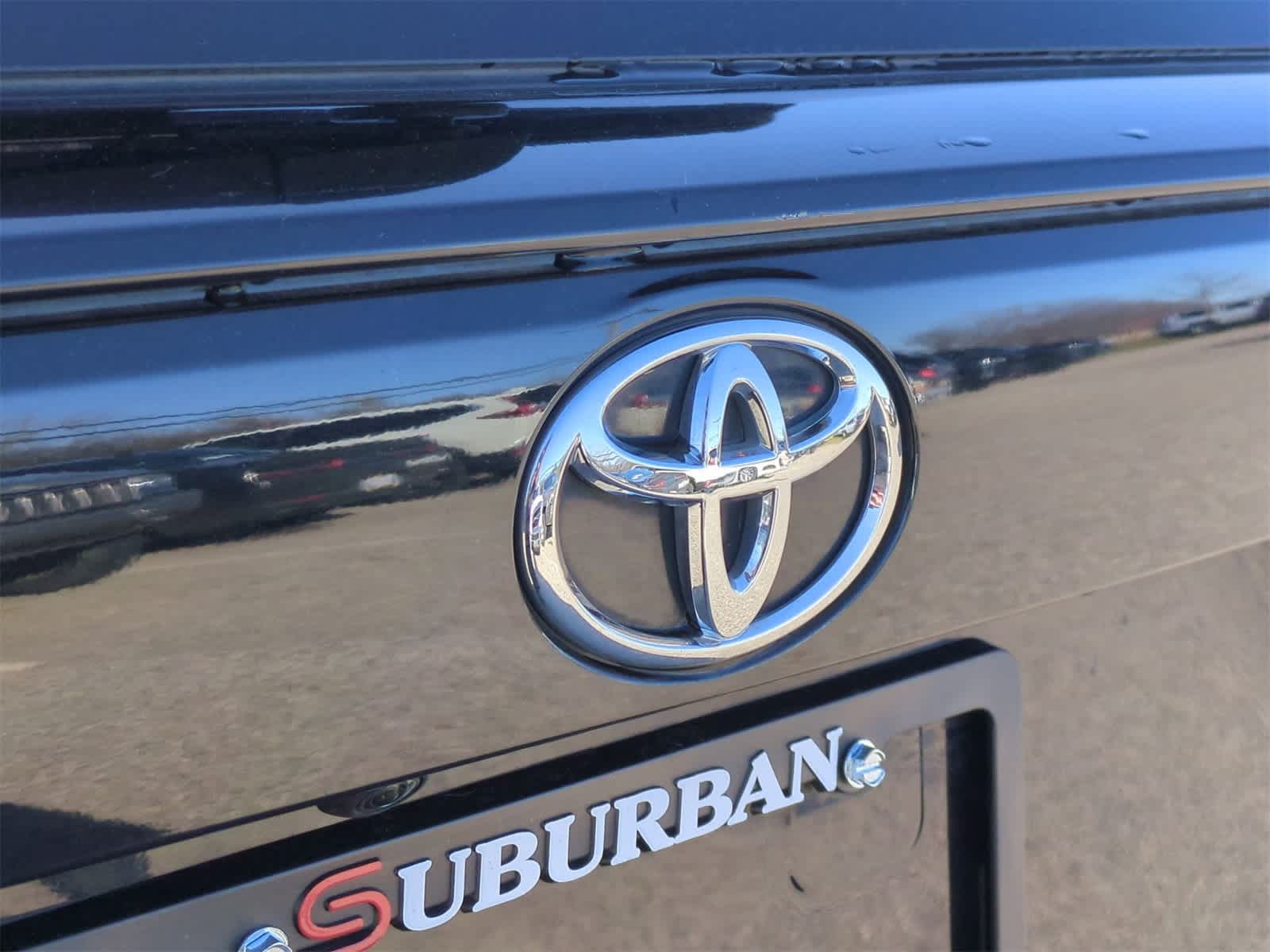 Thumbnail: 2019 Toyota RAV4 - 12