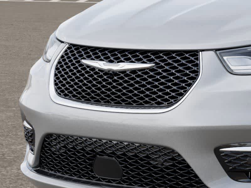 Thumbnail: 2026 Chrysler Pacifica - 11