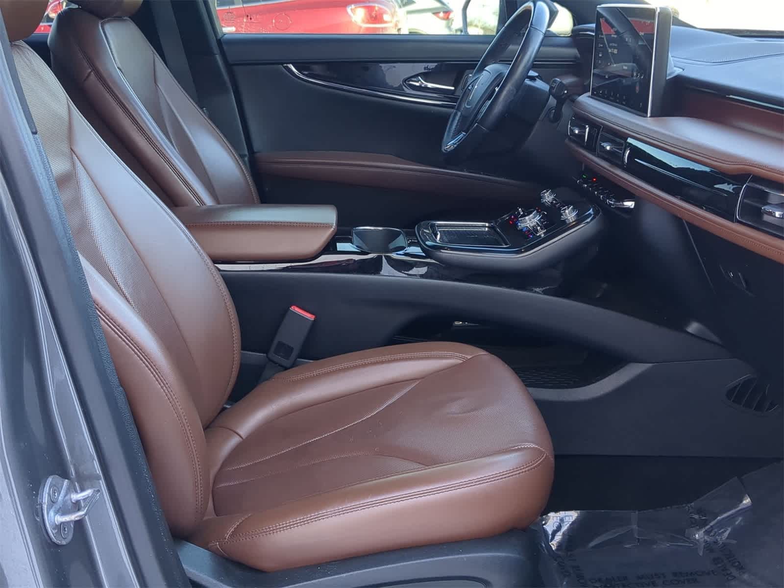 Thumbnail: 2022 Lincoln Nautilus - 28