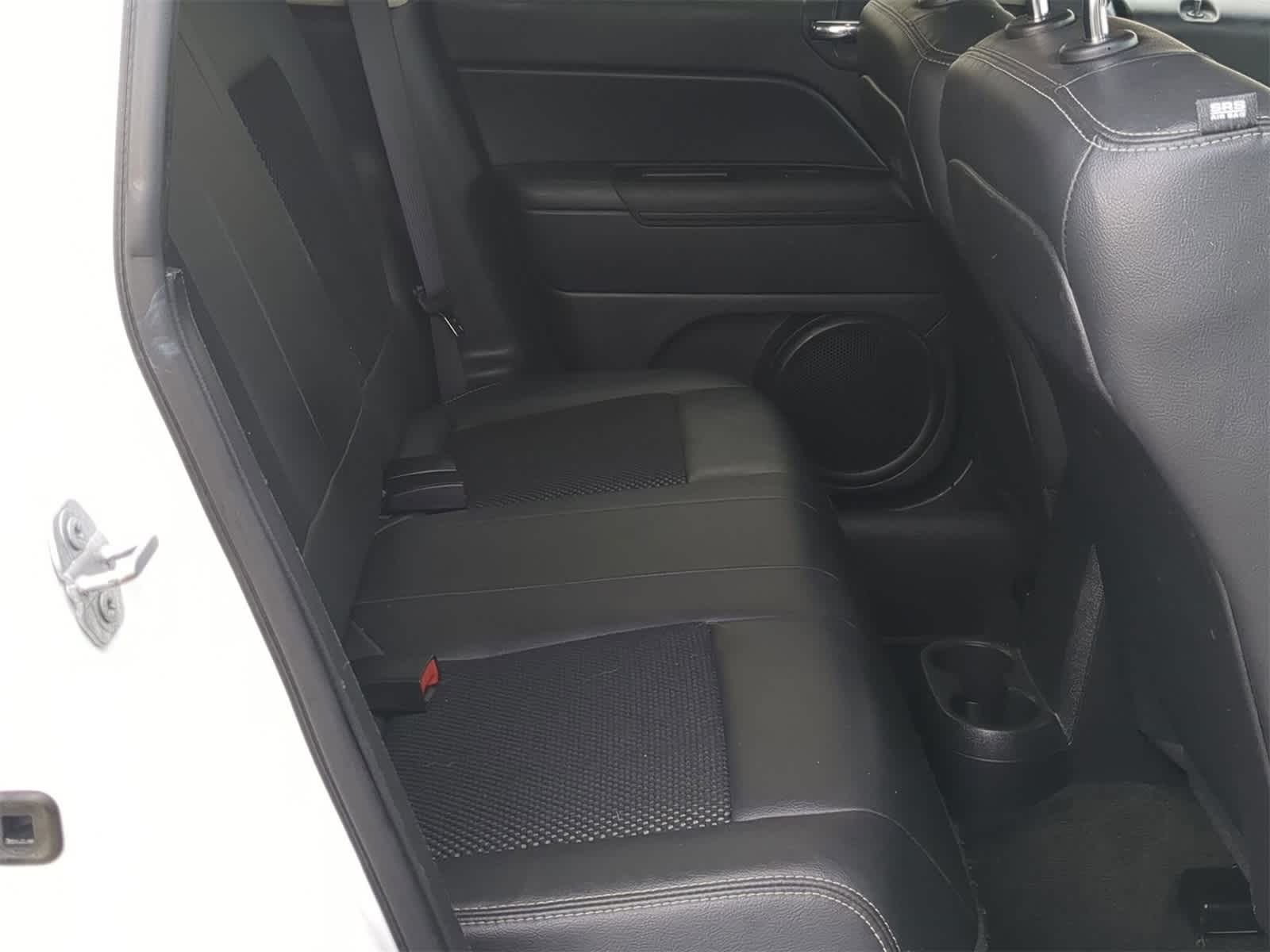 Thumbnail: 2016 Jeep Compass - 27