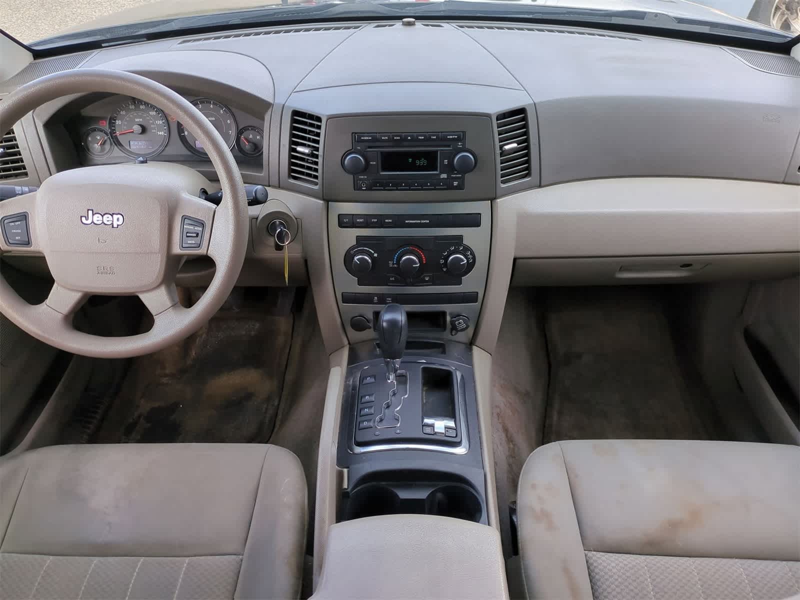 2006 Jeep Grand Cherokee Laredo 14
