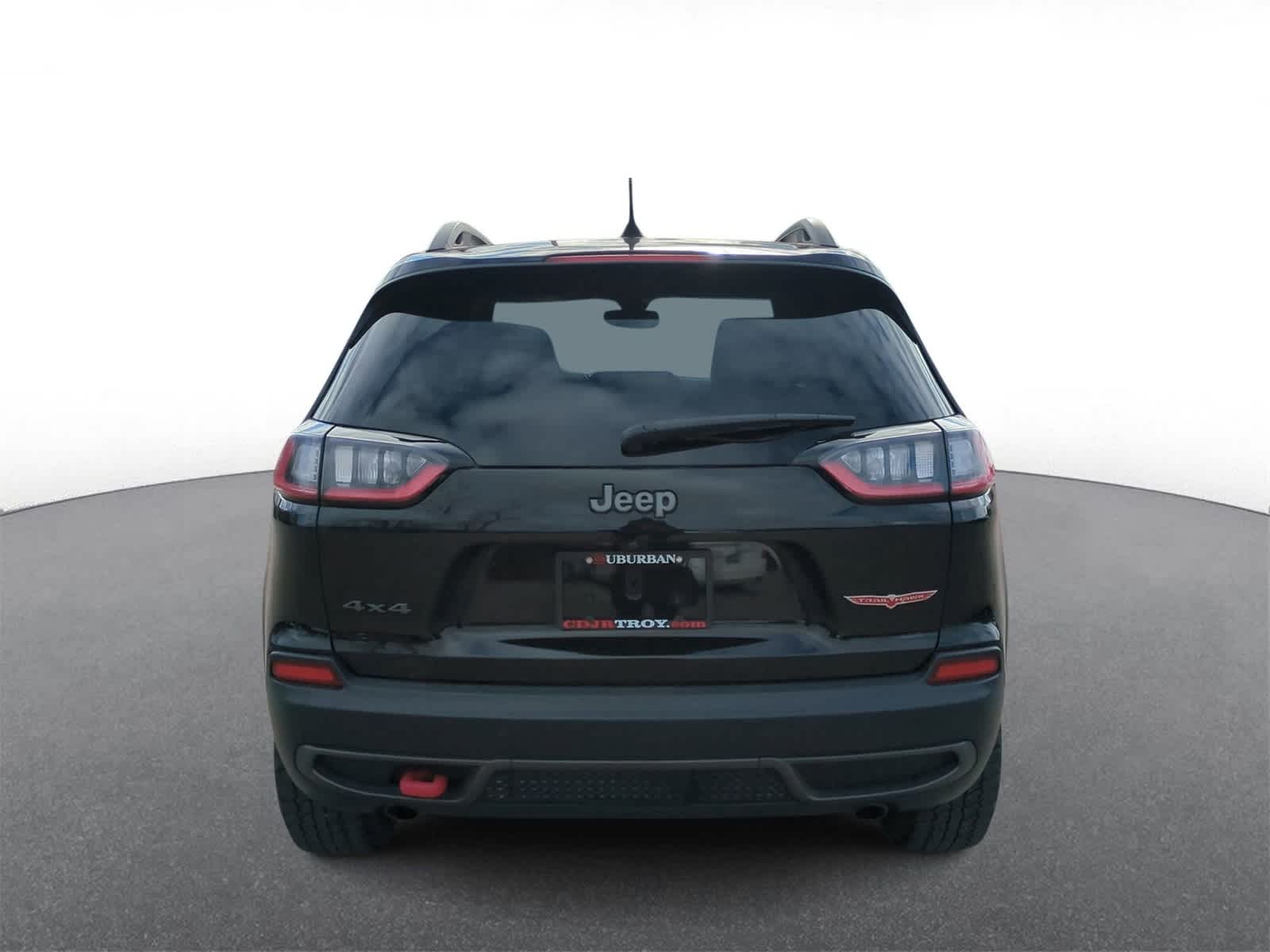 Thumbnail: 2019 Jeep Cherokee - 7