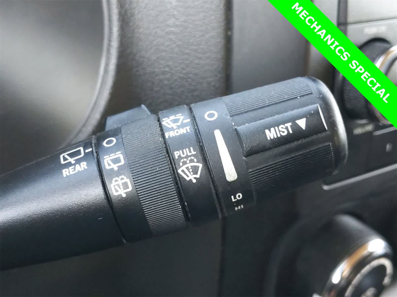 Thumbnail: 2015 Jeep Patriot - 25