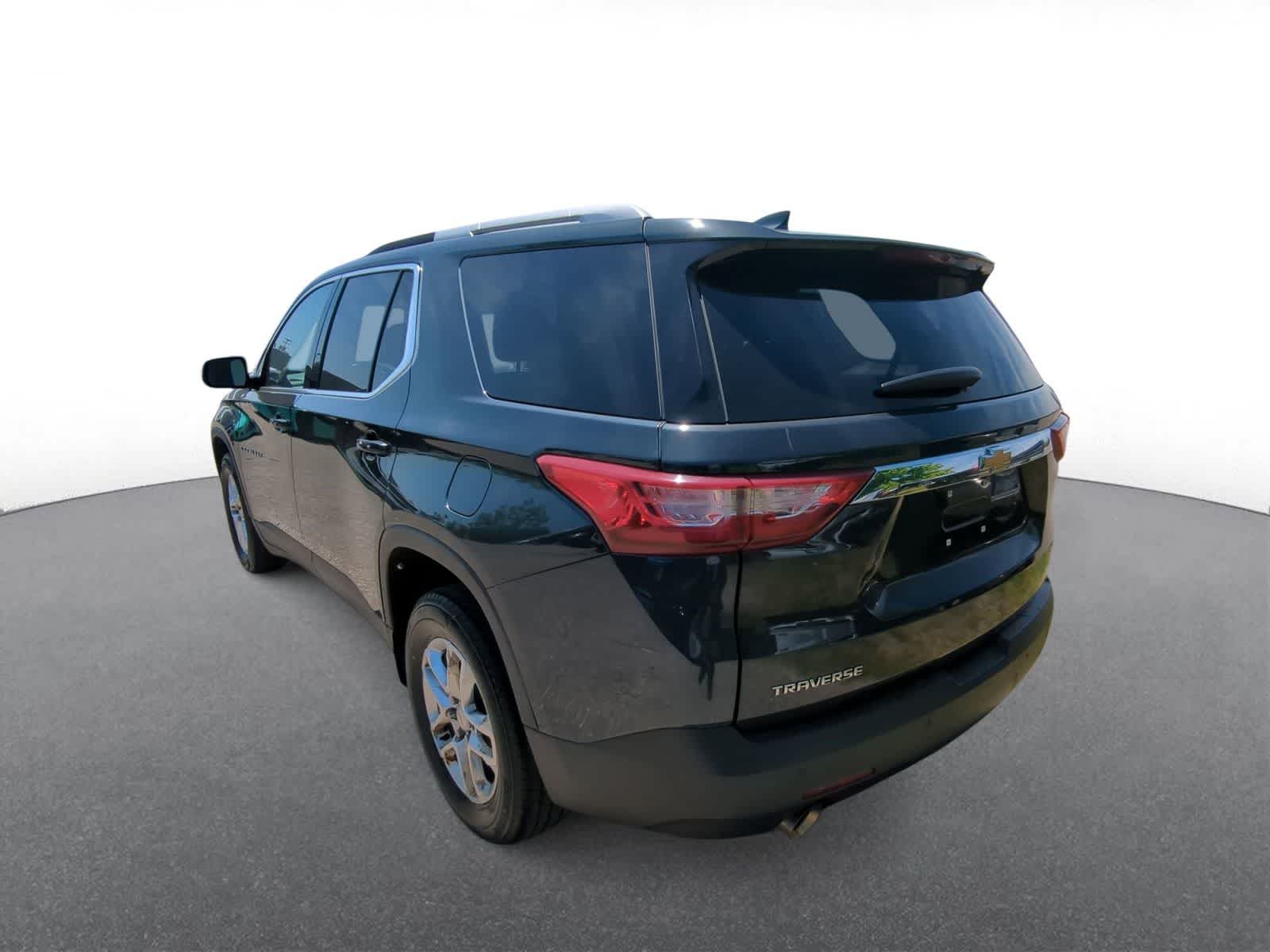 Thumbnail: 2018 Chevrolet Traverse - 6