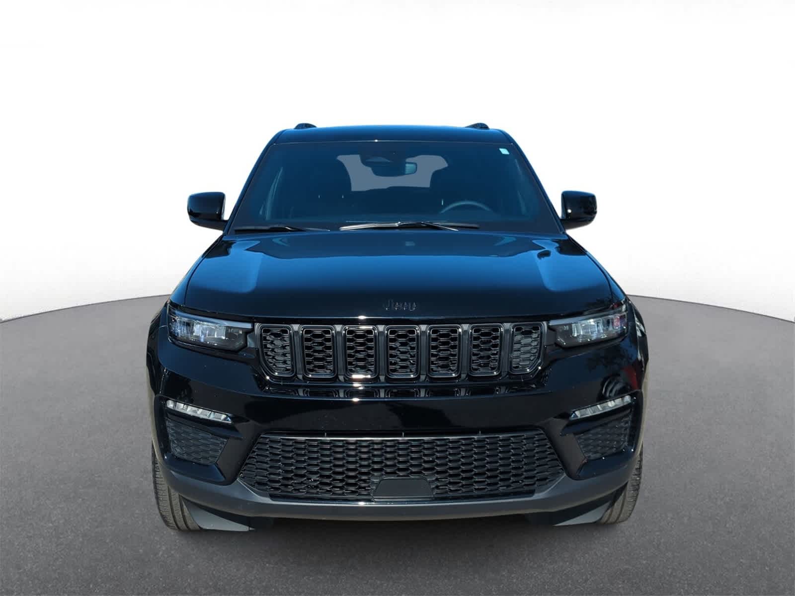 2024 Jeep Grand Cherokee Limited photo 2