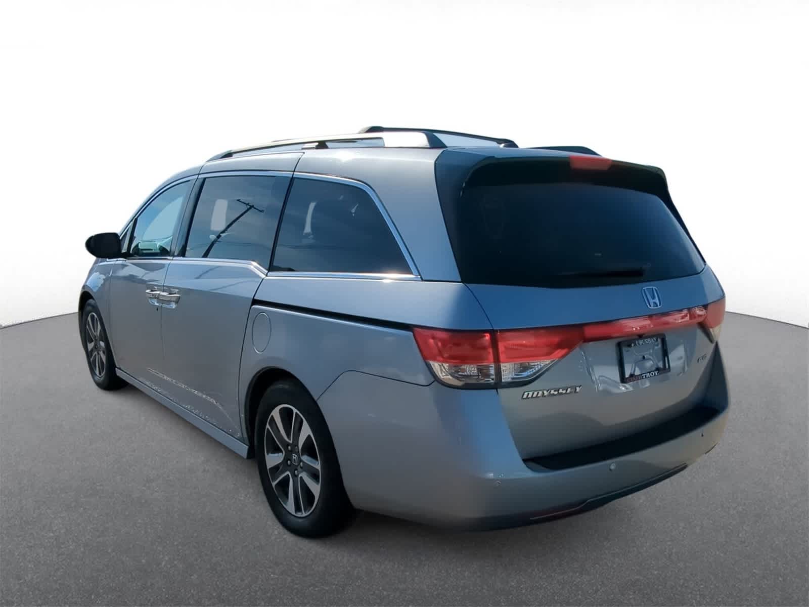 Thumbnail: 2016 Honda Odyssey - 6