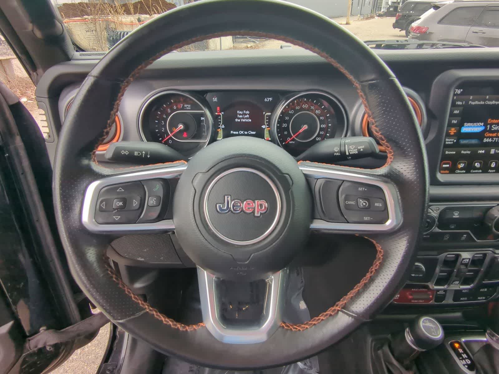 Thumbnail: 2022 Jeep Gladiator - 22