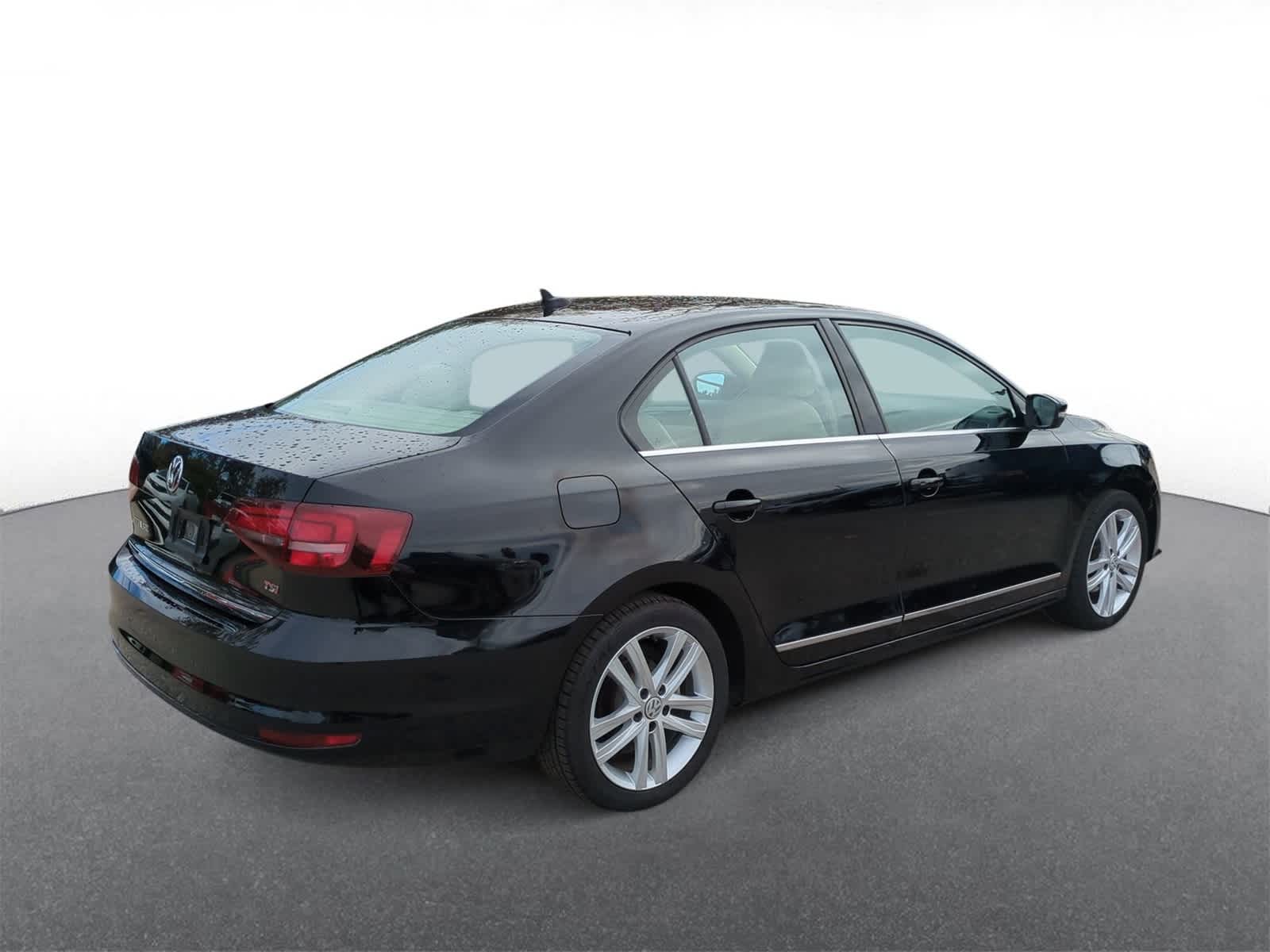 Thumbnail: 2017 Volkswagen Jetta - 8