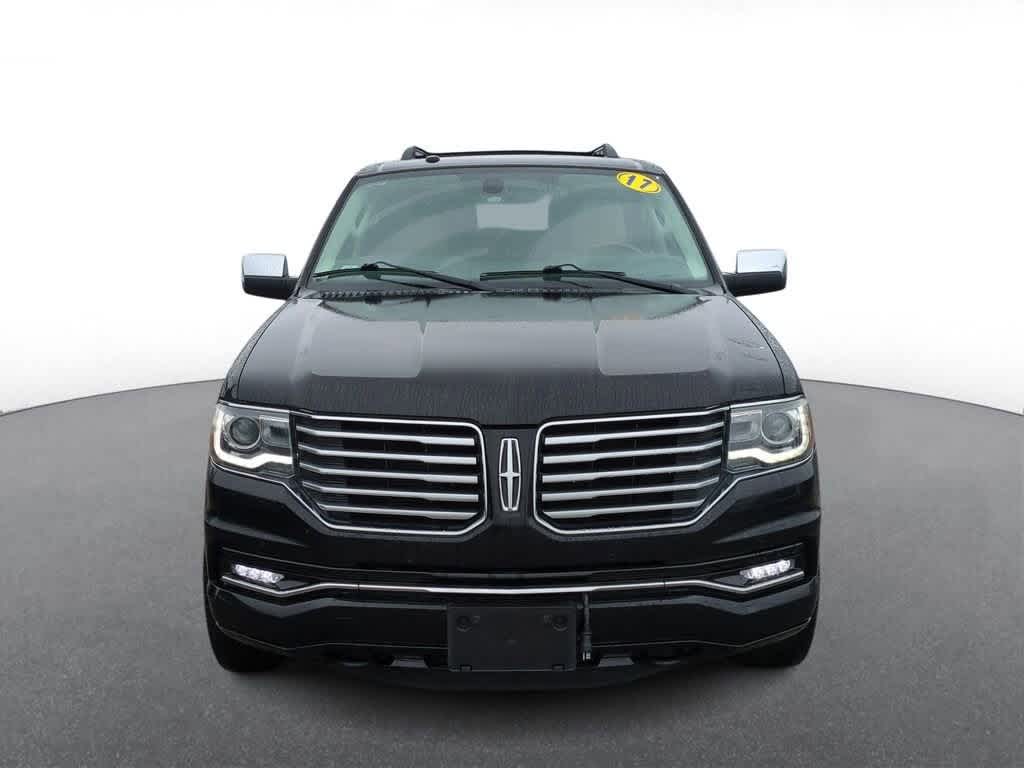 Thumbnail: 2017 Lincoln Navigator - 3