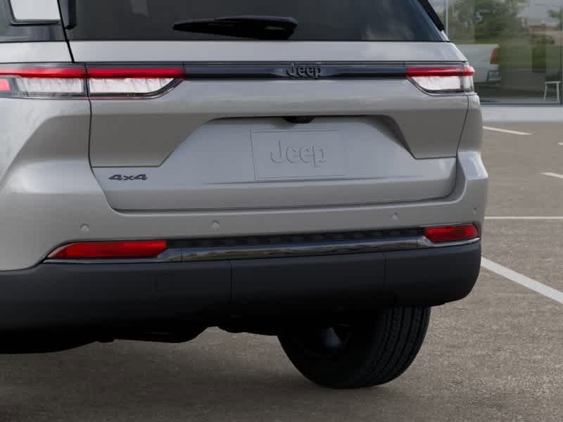 Thumbnail: 2025 Jeep Grand Cherokee - 13