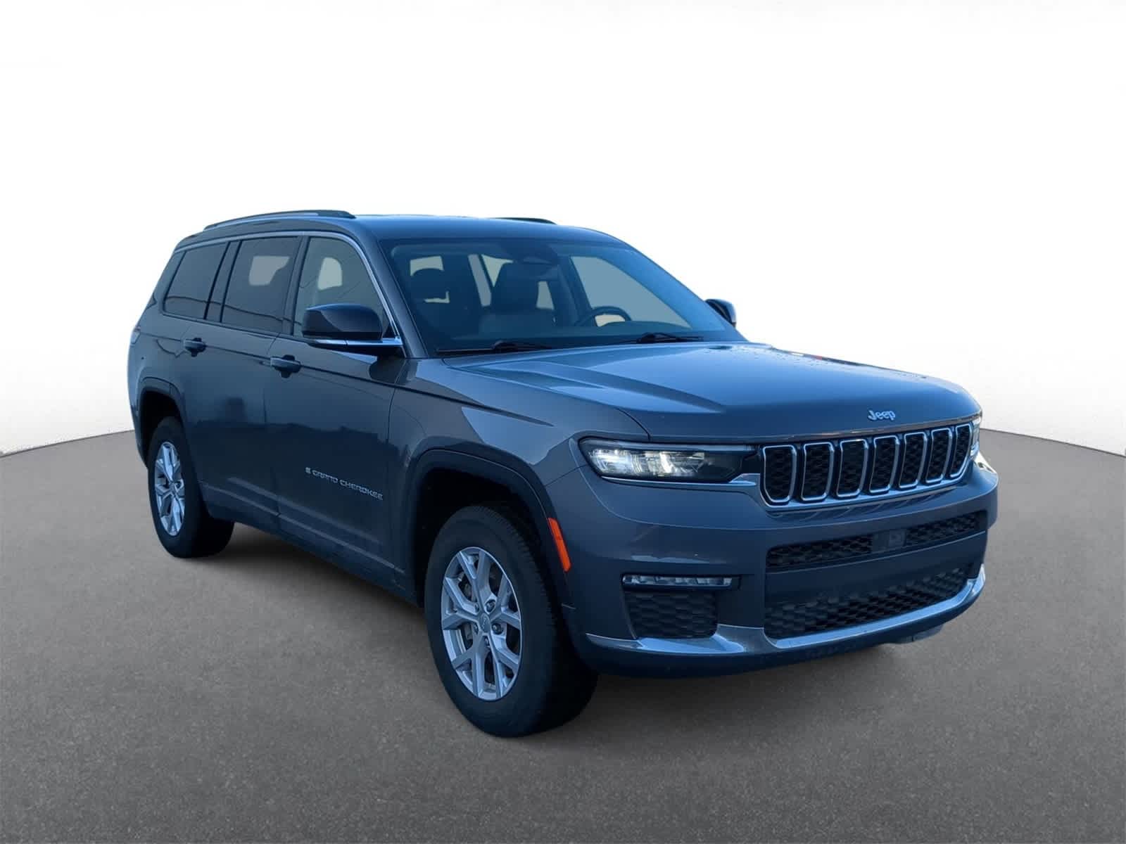Thumbnail: 2022 Jeep Grand Cherokee L - 2
