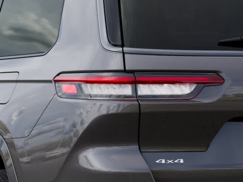 Thumbnail: 2026 Jeep Grand Cherokee L - 9