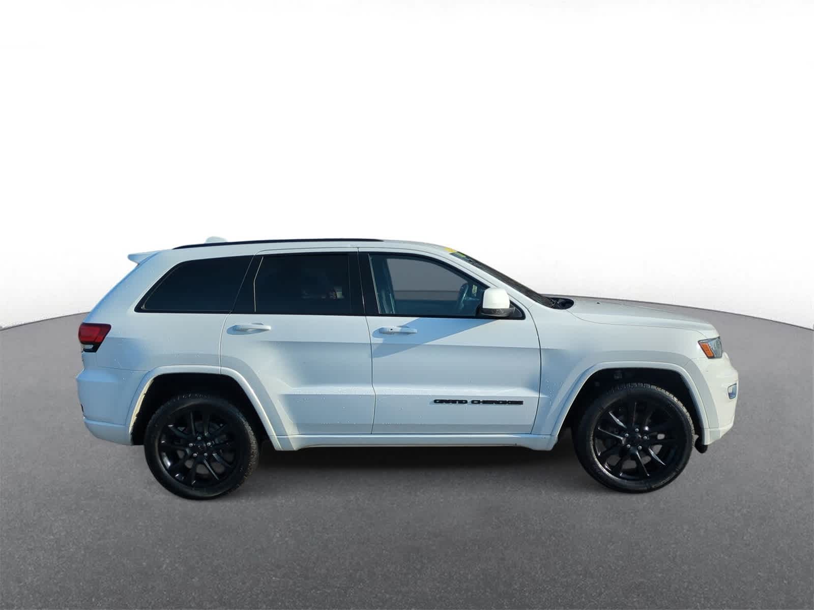 Thumbnail: 2020 Jeep Grand Cherokee - 9