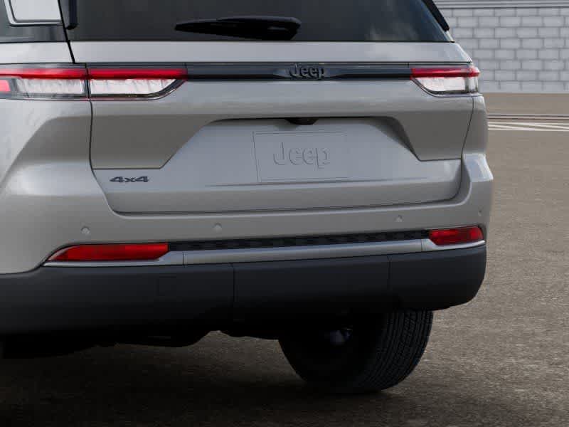 Thumbnail: 2026 Jeep Grand Cherokee - 13