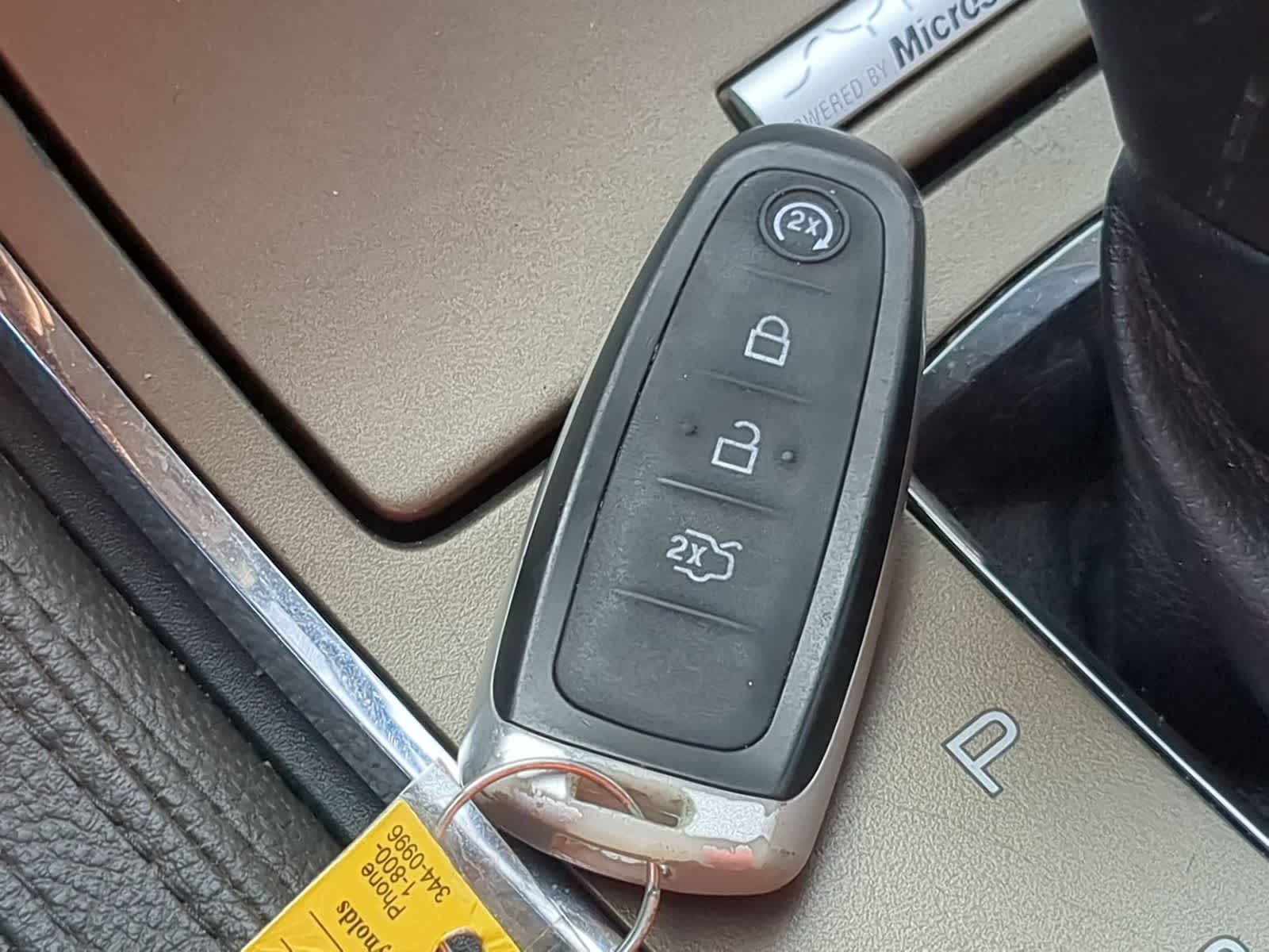 Thumbnail: 2013 Lincoln MKX - 32