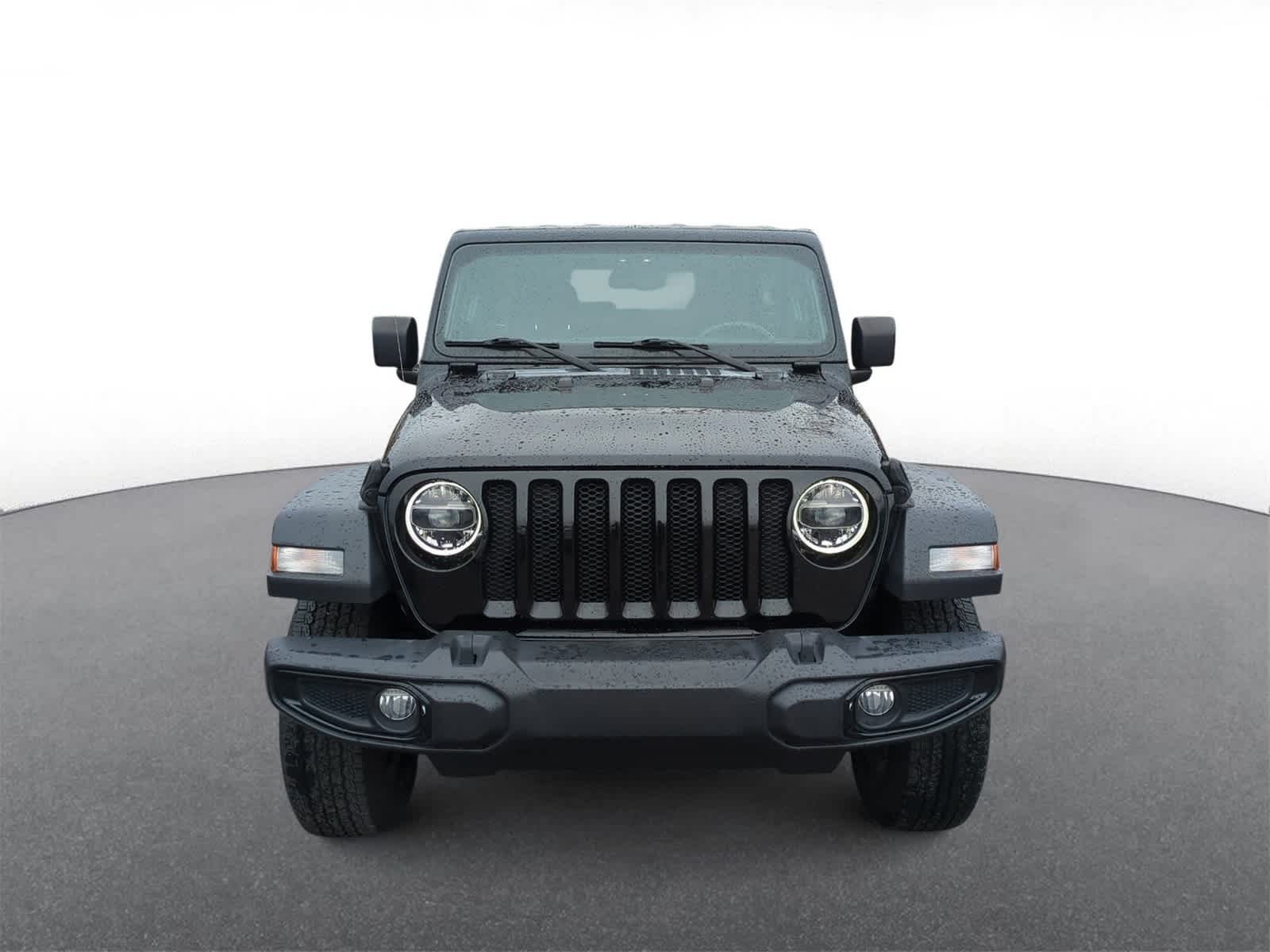 Thumbnail: 2021 Jeep Wrangler - 3
