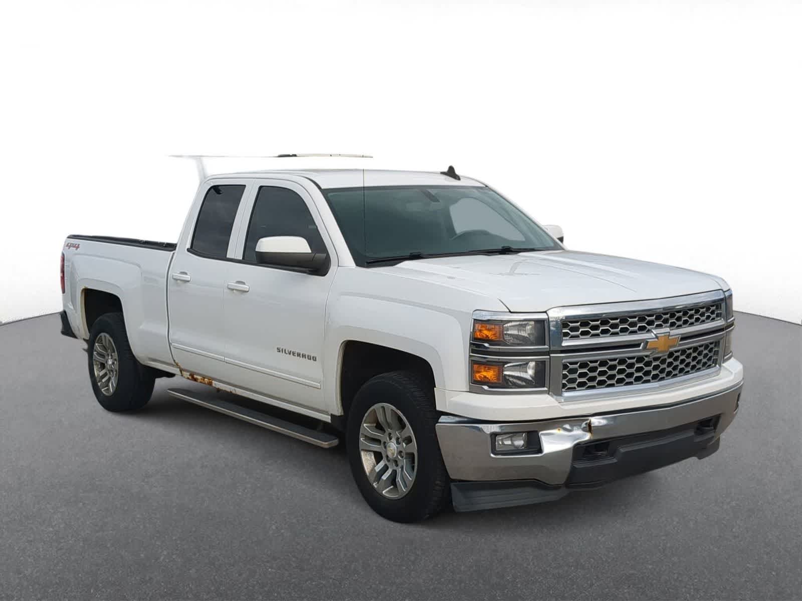 Used 2015 Chevrolet Silverado 1500 LT with VIN 1GCVKREH4FZ406922 for sale in Troy, MI