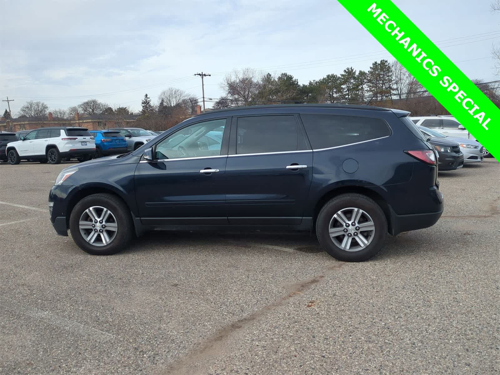 Thumbnail: 2015 Chevrolet Traverse - 11