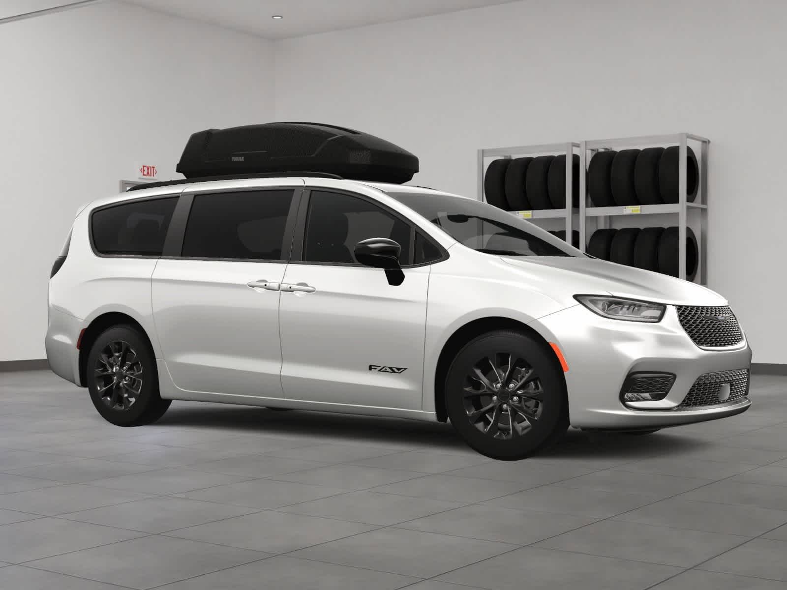 Thumbnail: 2025 Chrysler Pacifica - 7