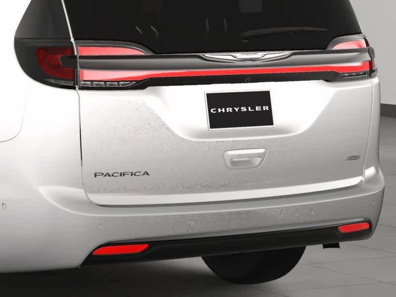 Thumbnail: 2025 Chrysler Pacifica - 16