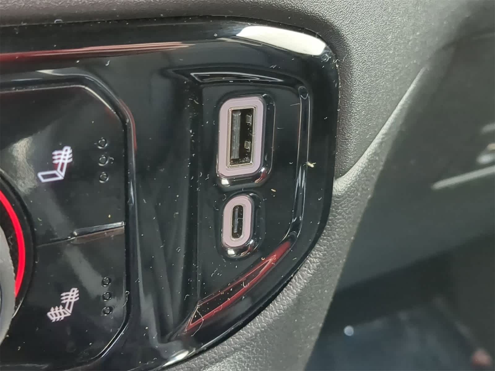 Thumbnail: 2023 Chevrolet Silverado 1500 - 30