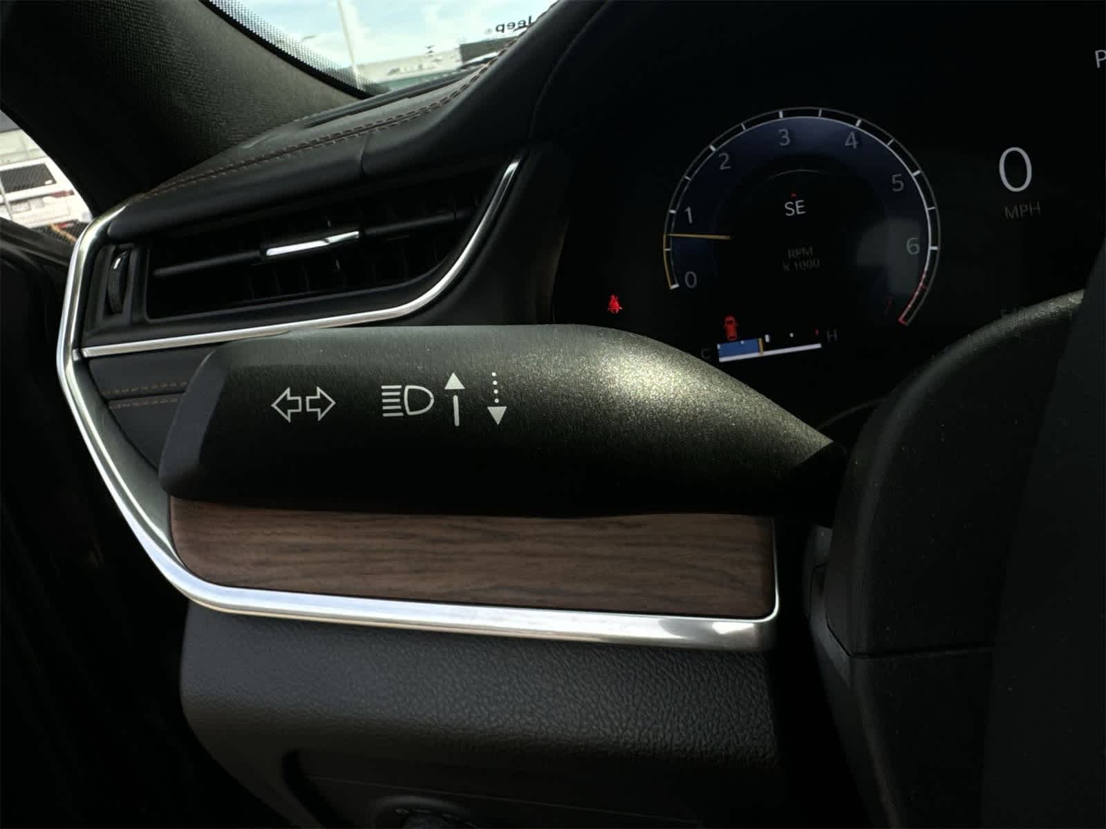 Thumbnail: 2023 Jeep Grand Cherokee L - 30