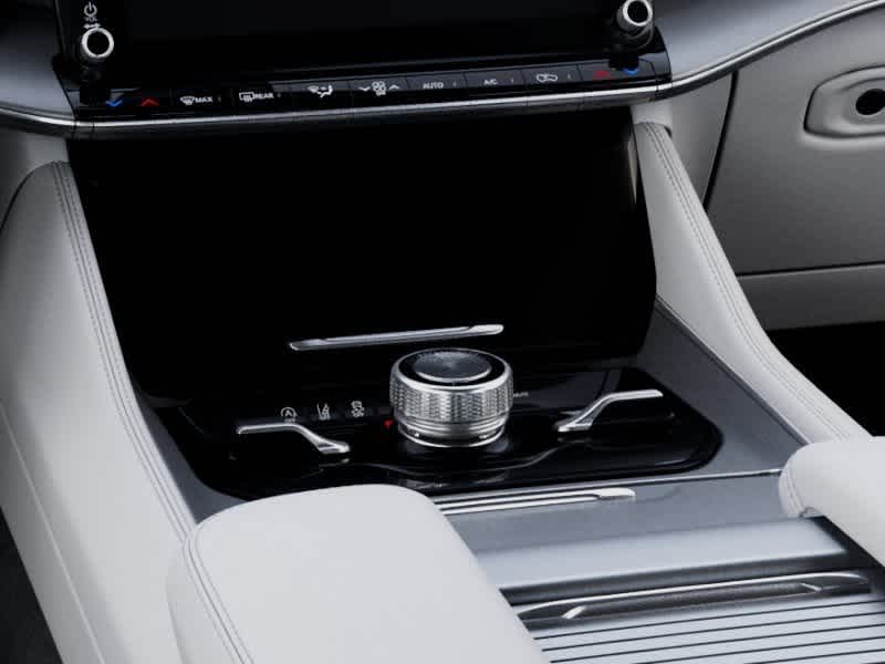 Thumbnail: 2026 Jeep Grand Wagoneer - 24