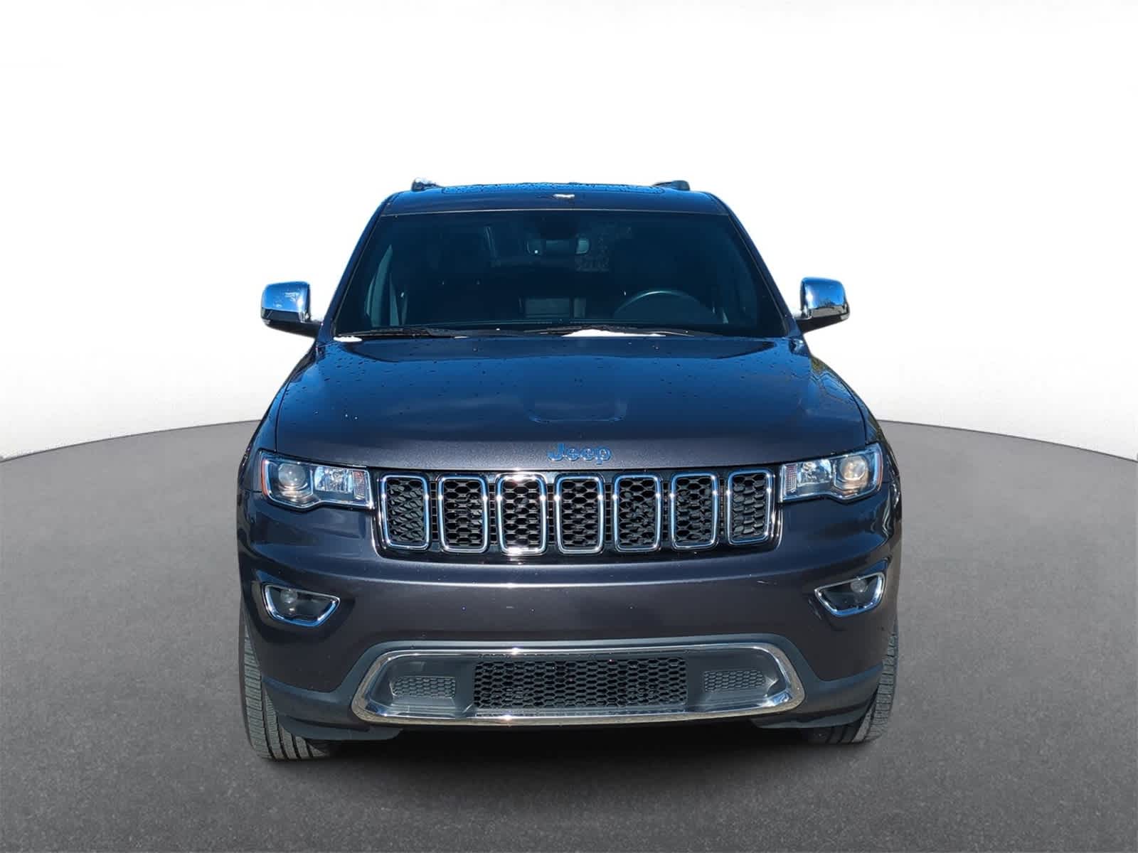 Thumbnail: 2018 Jeep Grand Cherokee - 3