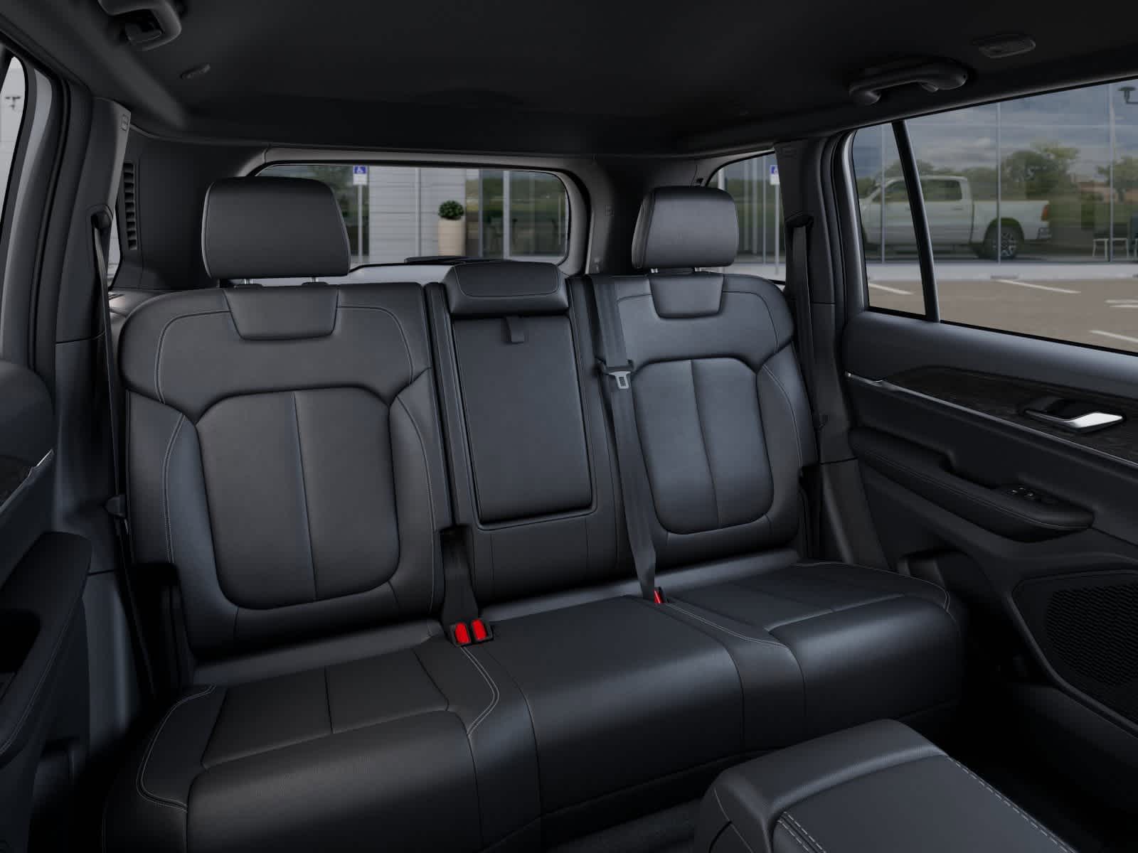 Thumbnail: 2025 Jeep Grand Cherokee - 15