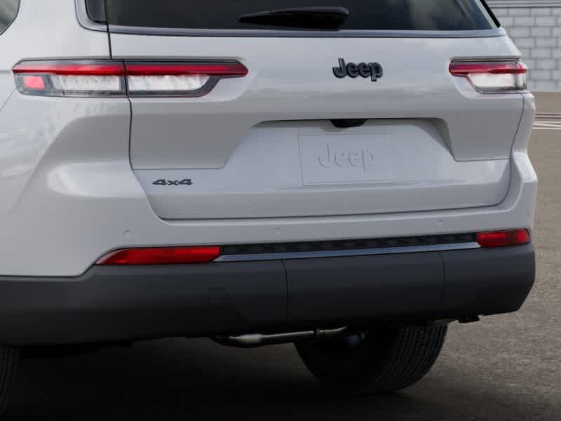 Thumbnail: 2026 Jeep Grand Cherokee L - 13