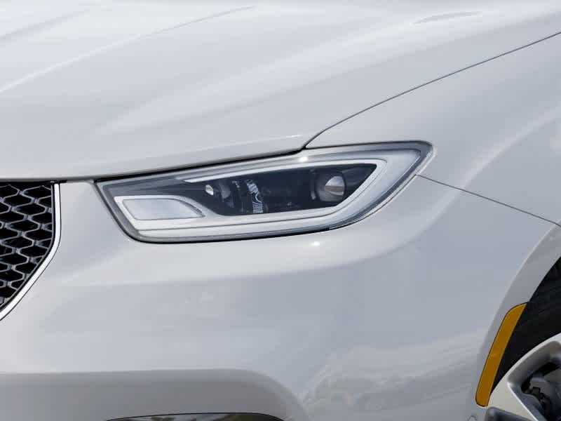 Thumbnail: 2026 Chrysler Pacifica - 10