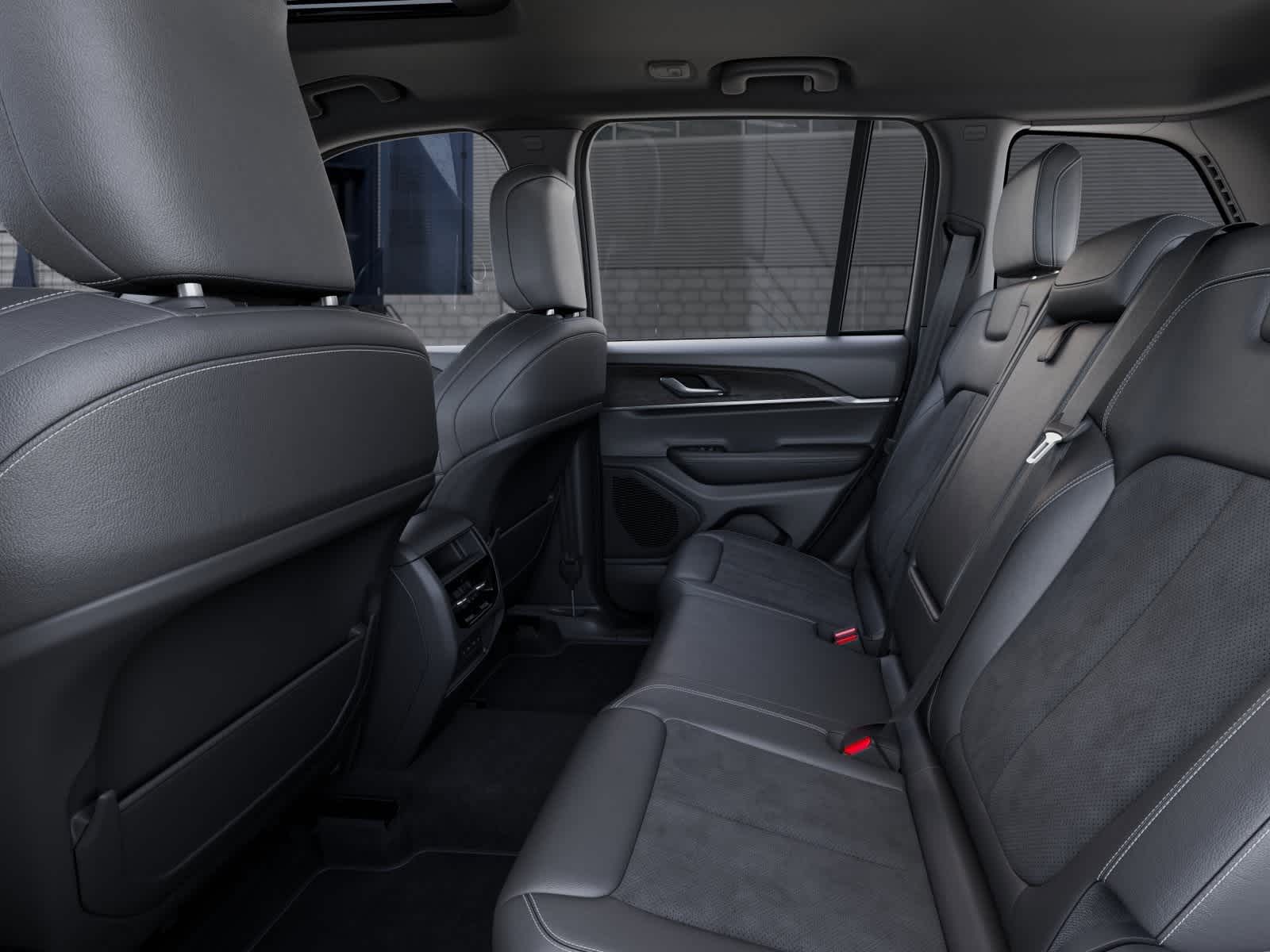 Thumbnail: 2026 Jeep Grand Cherokee - 23