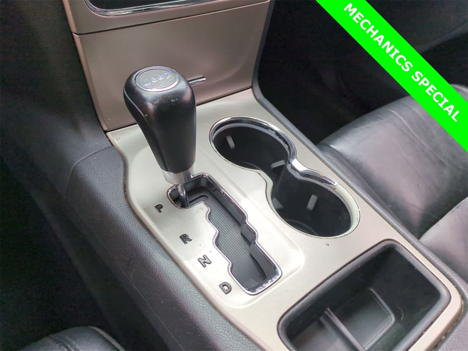 Thumbnail: 2013 Jeep Grand Cherokee - 27