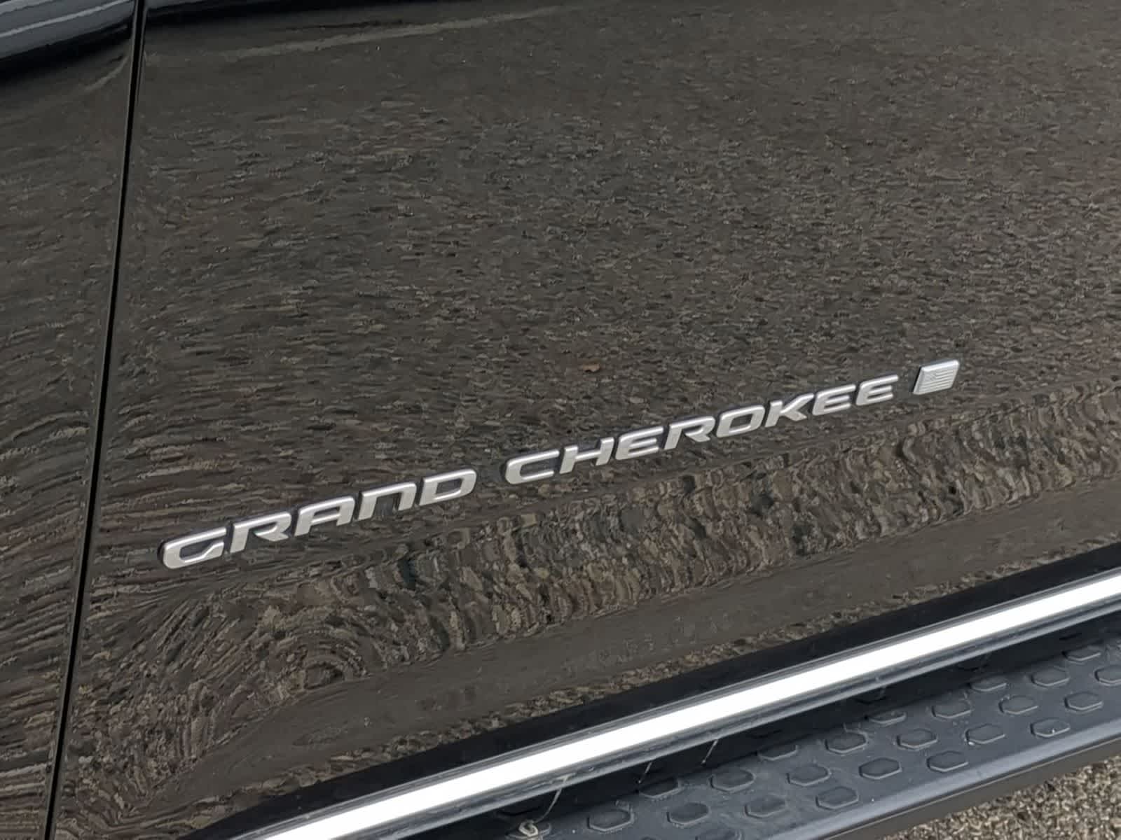 Thumbnail: 2024 Jeep Grand Cherokee - 13
