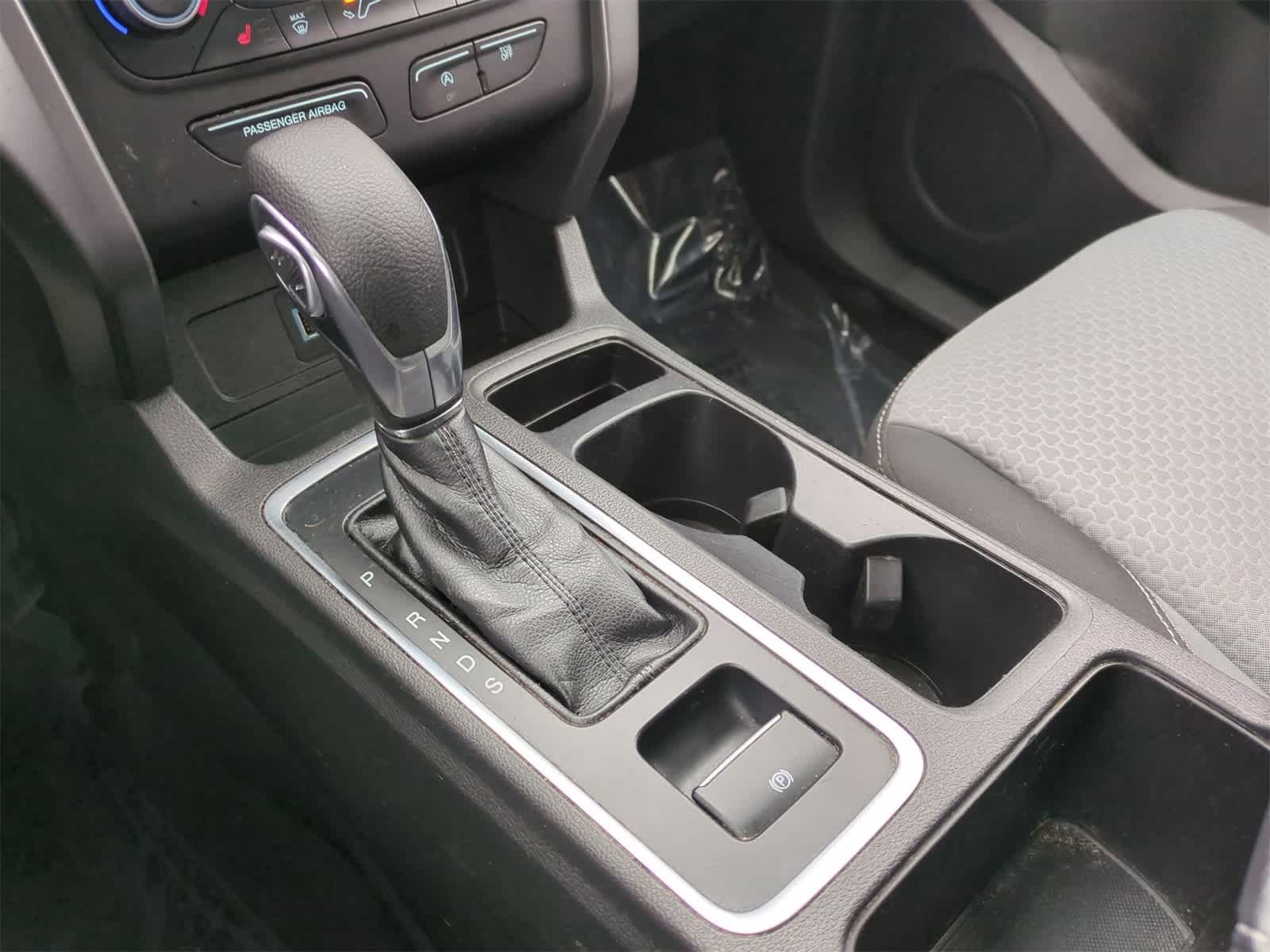 Thumbnail: 2018 Ford Escape - 32