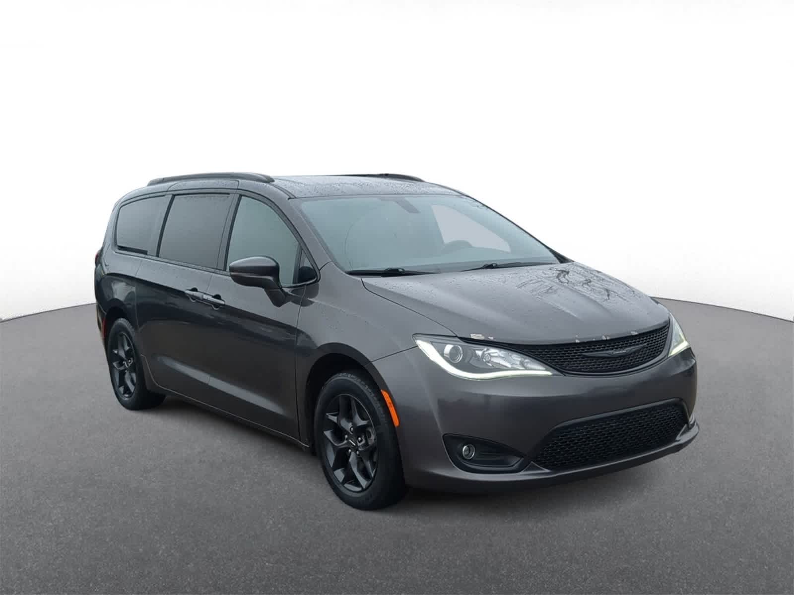 Thumbnail: 2019 Chrysler Pacifica - 2