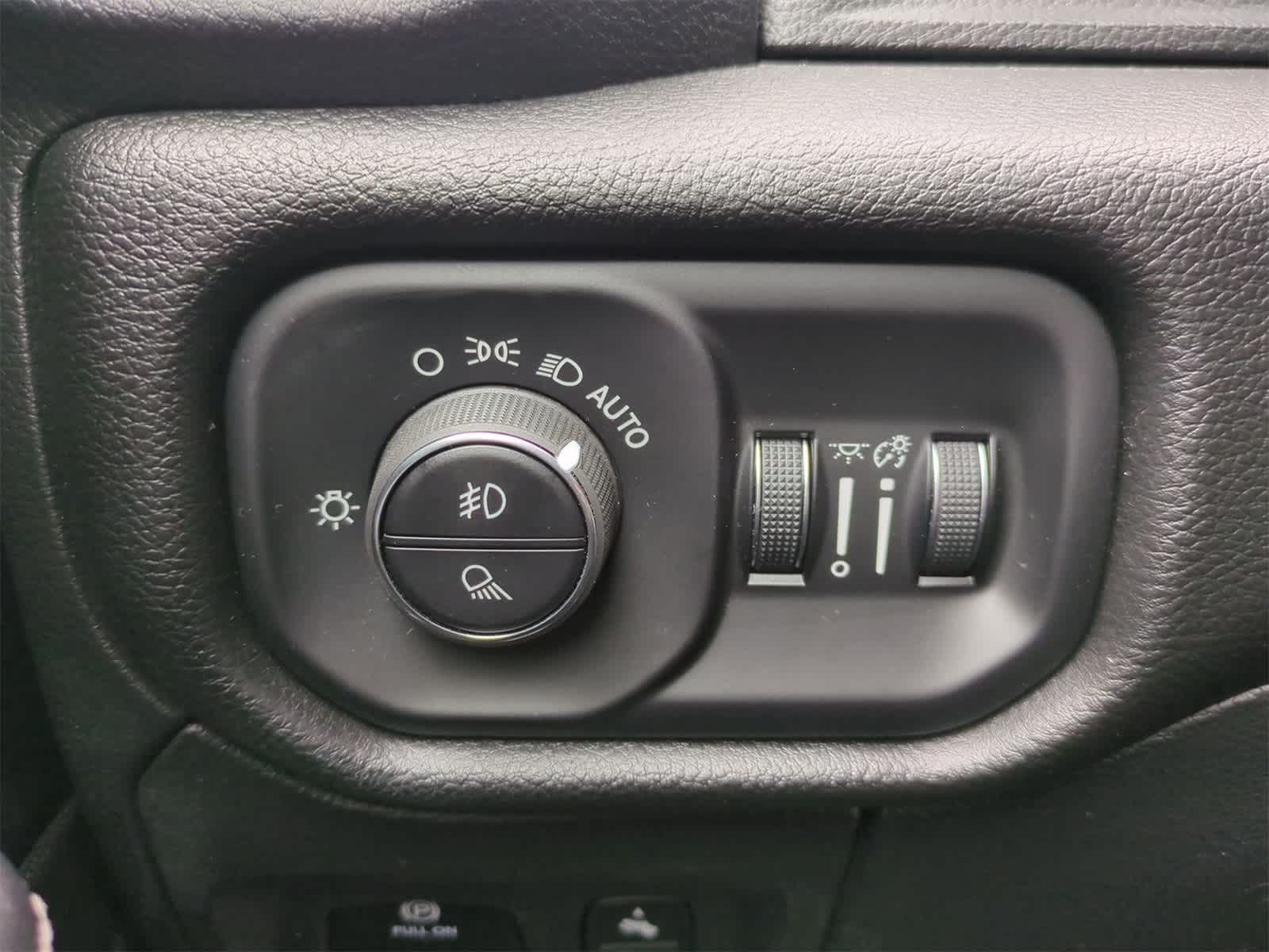 Thumbnail: 2023 RAM 1500 - 26