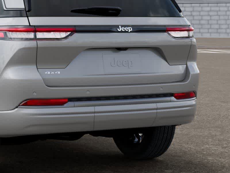 Thumbnail: 2026 Jeep Grand Cherokee - 13