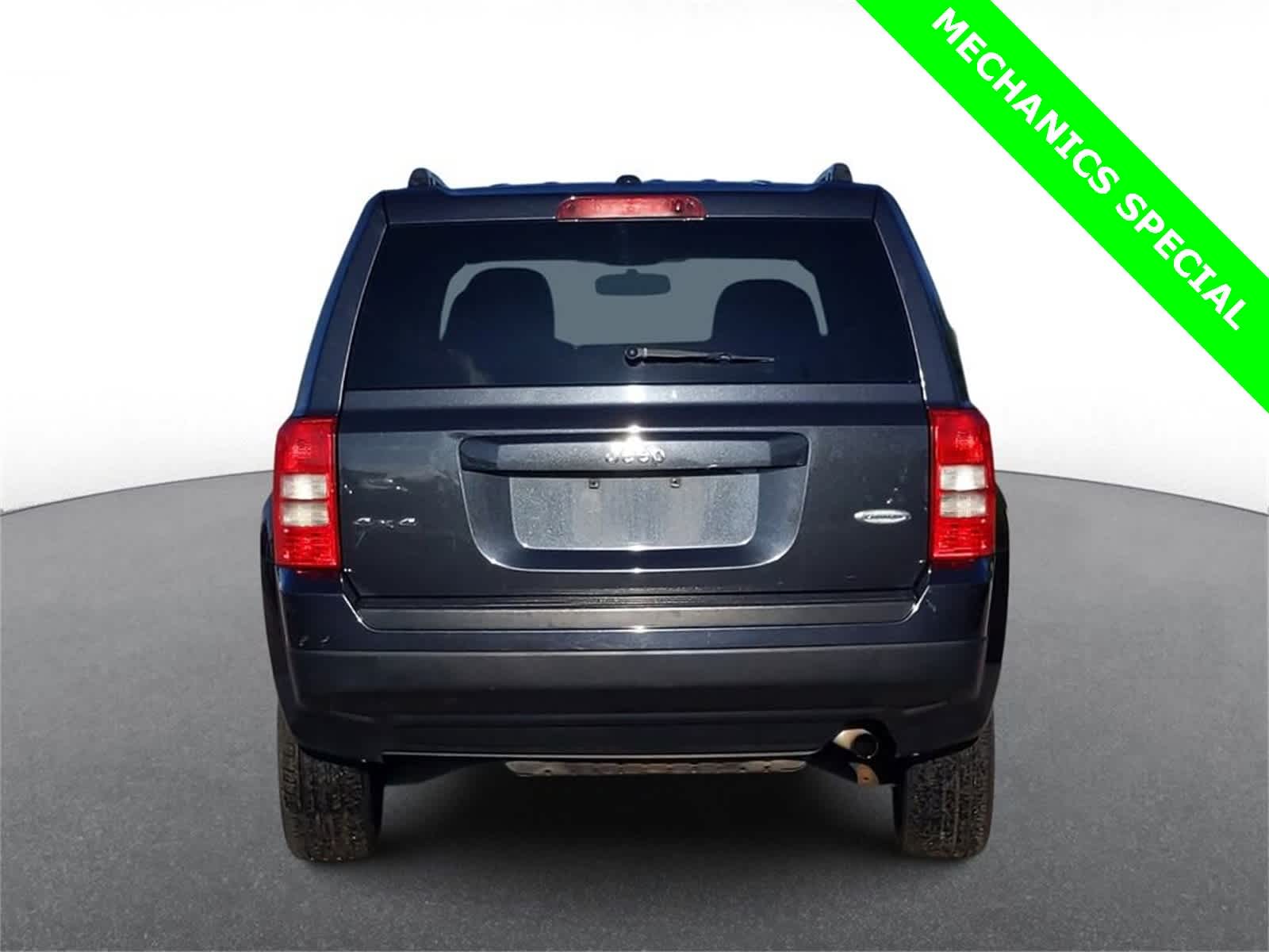 Thumbnail: 2015 Jeep Patriot - 7