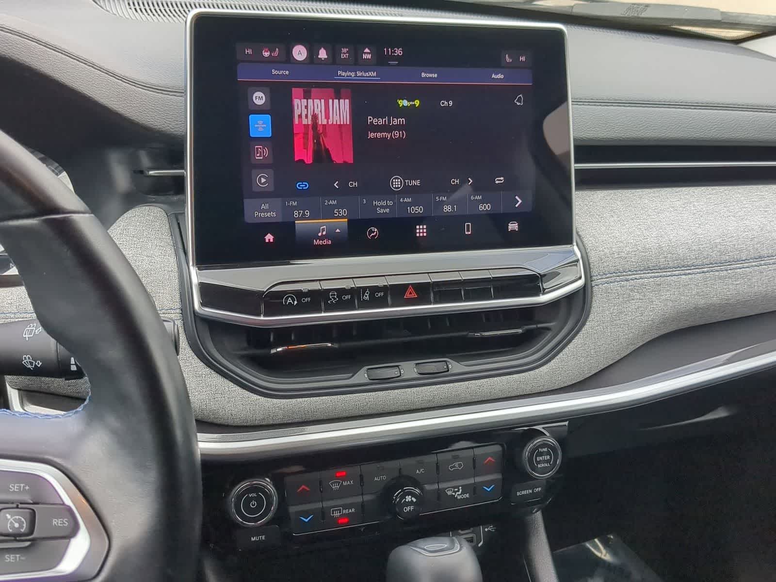 Thumbnail: 2022 Jeep Compass - 26