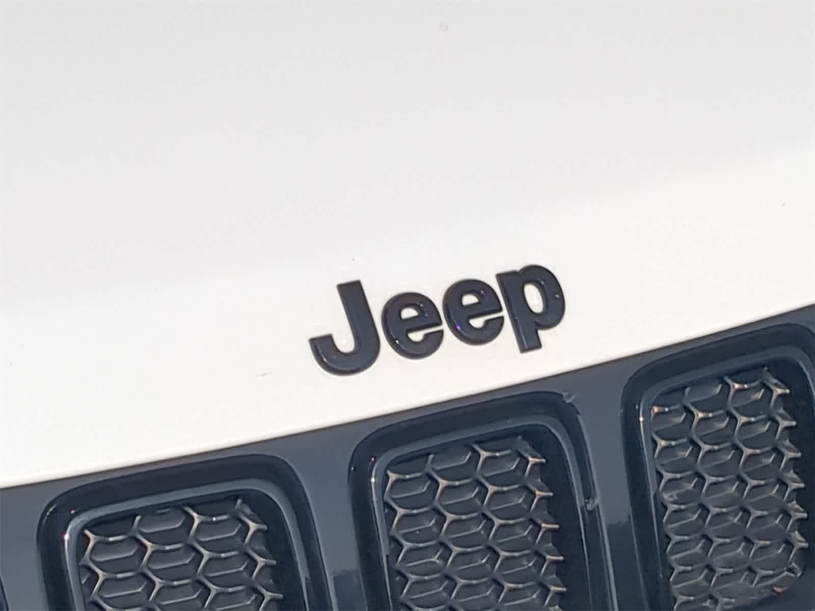 Thumbnail: 2018 Jeep Compass - 19