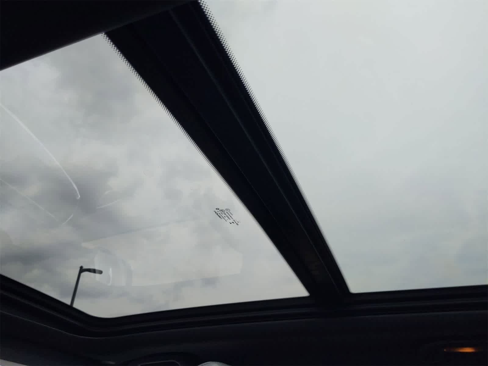 Thumbnail: 2022 Jeep Compass - 20