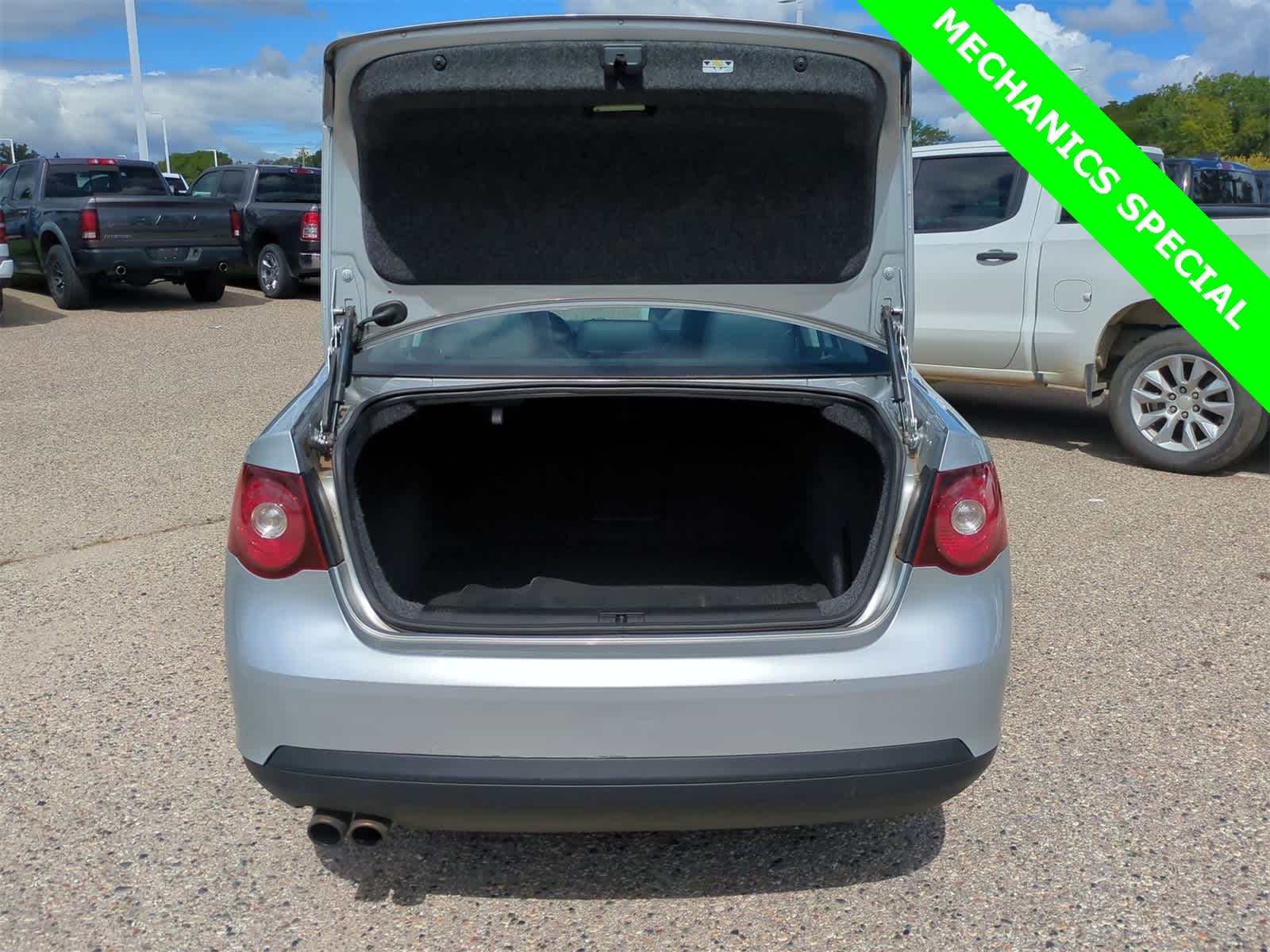 Thumbnail: 2008 Volkswagen Jetta - 33