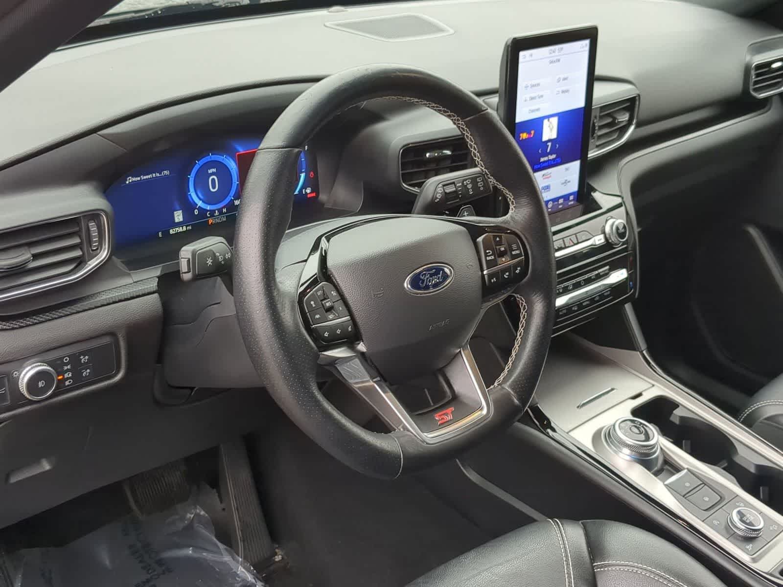 Thumbnail: 2022 Ford Explorer - 10