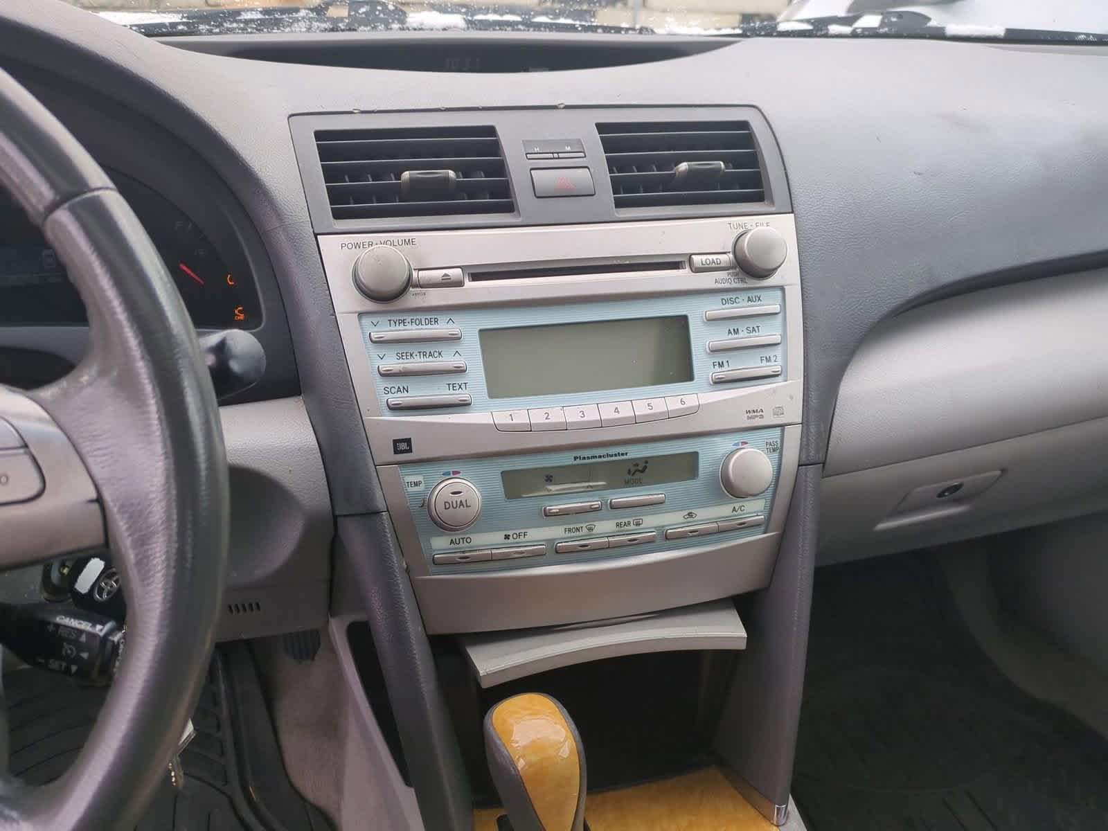 2007 Toyota Camry XLE 26