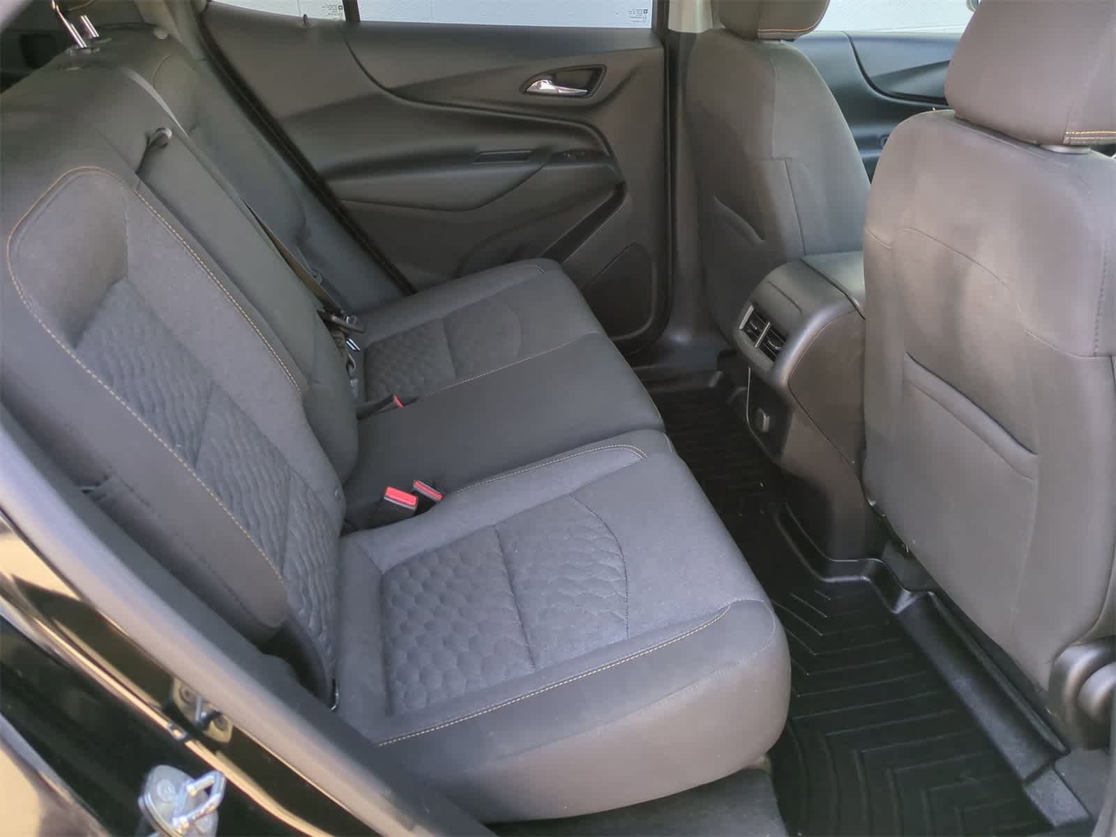 Thumbnail: 2018 Chevrolet Equinox - 18