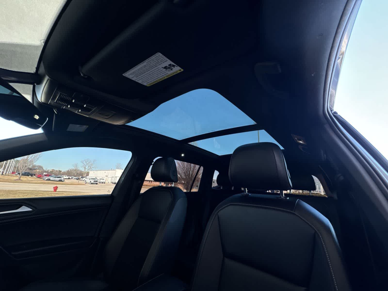 Thumbnail: 2021 Volkswagen Tiguan - 20
