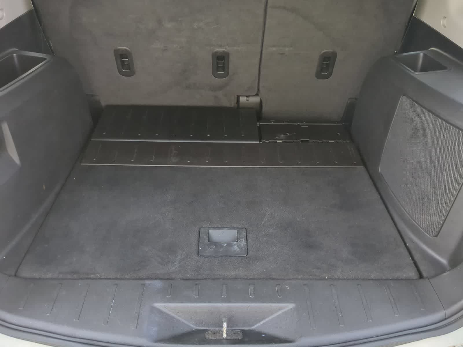 Thumbnail: 2012 GMC Terrain - 32